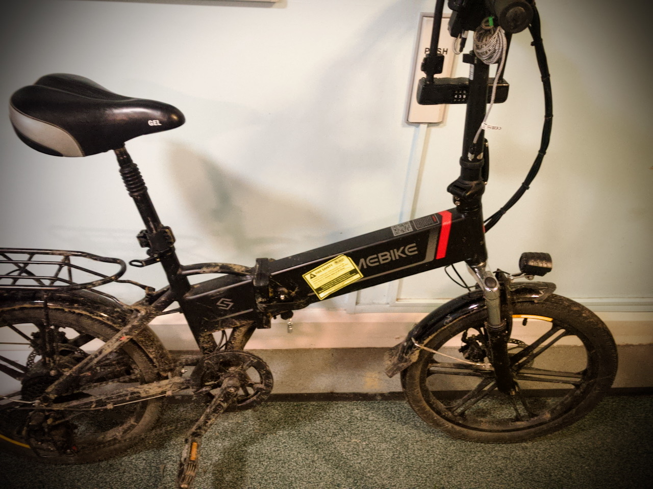 Simon Edgleys Bike with Removal Notice